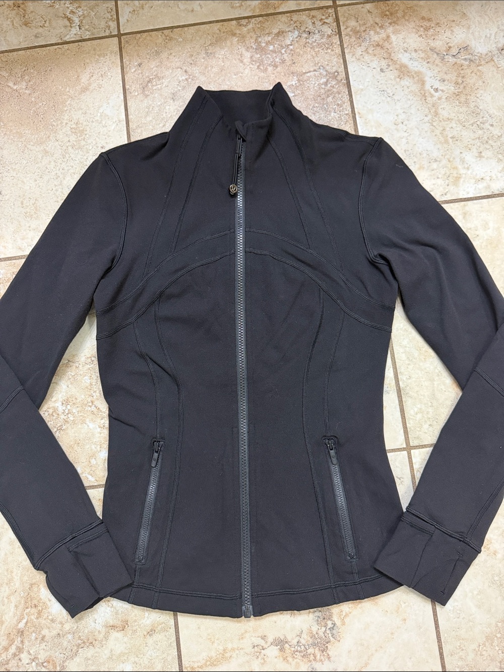 Lululemon Define Jacket. Black size 6